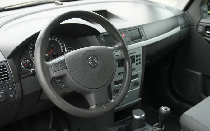 Opel Meriva cena 15900 przebieg: 184000, rok produkcji 2008 z Daleszyce małe 704